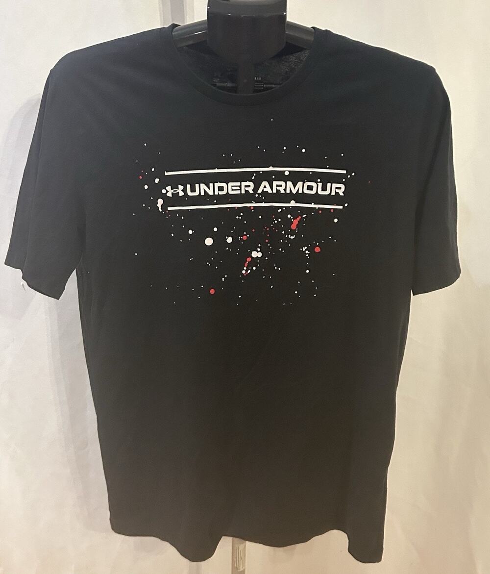 Under Armour Black T-Shirt Boys size M